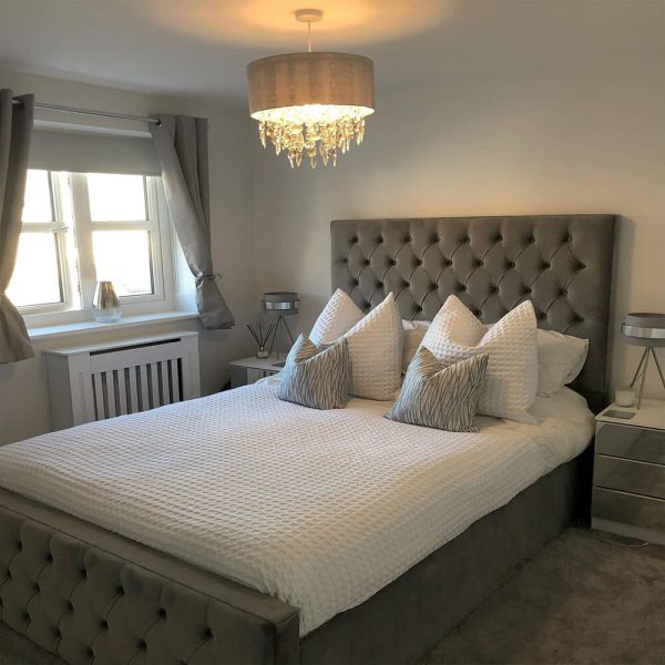 Veronica Bed