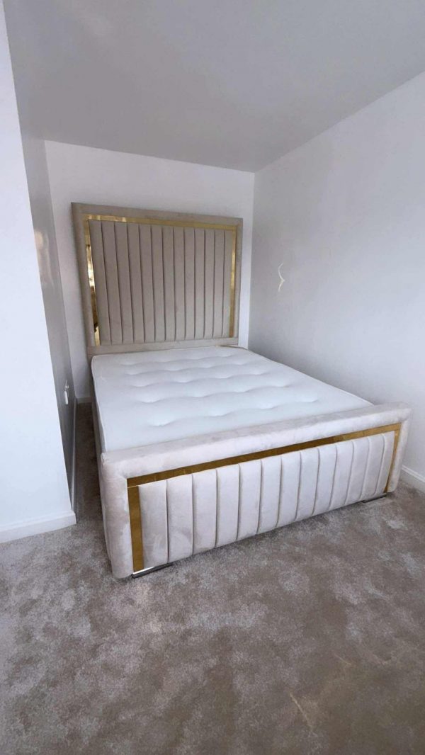 Pine Luxurious Bed